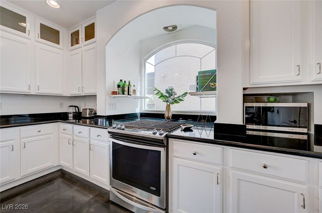 5556 Dancing Fox Court, Las Vegas, NV 89139