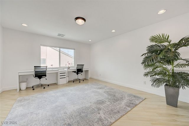 5556 Dancing Fox Court, Las Vegas, NV 89139