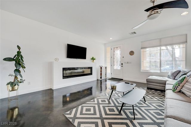 5556 Dancing Fox Court, Las Vegas, NV 89139