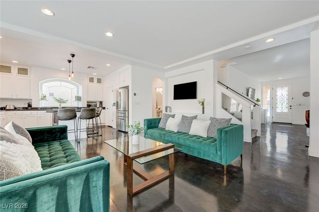 5556 Dancing Fox Court, Las Vegas, NV 89139