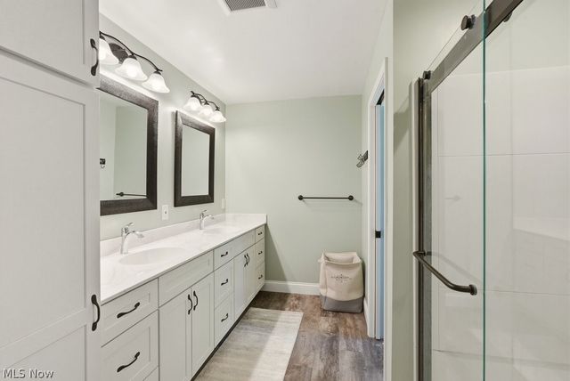 17357 Andras Drive, Walton Hills, OH 44146