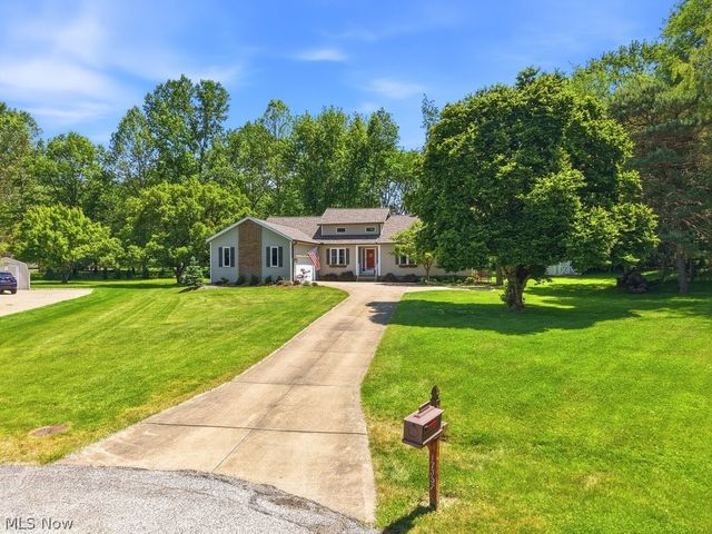17357 Andras Drive, Walton Hills, OH 44146
