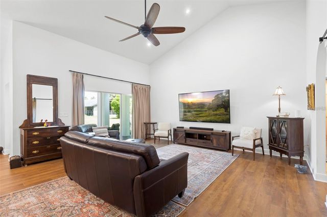 700 OLD GENEVA ROAD, Geneva, FL 32732