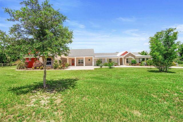 700 OLD GENEVA ROAD, Geneva, FL 32732