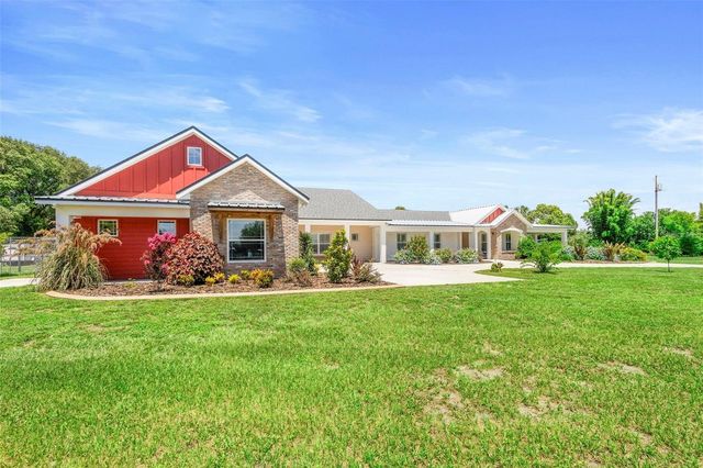 700 OLD GENEVA ROAD, Geneva, FL 32732