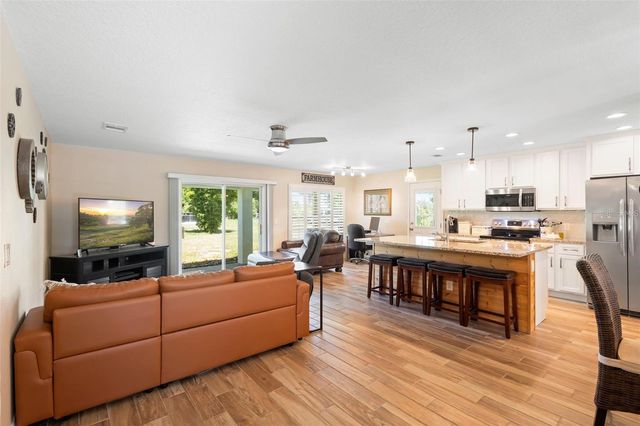 700 OLD GENEVA ROAD, Geneva, FL 32732