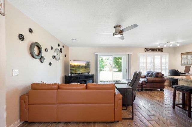 700 OLD GENEVA ROAD, Geneva, FL 32732