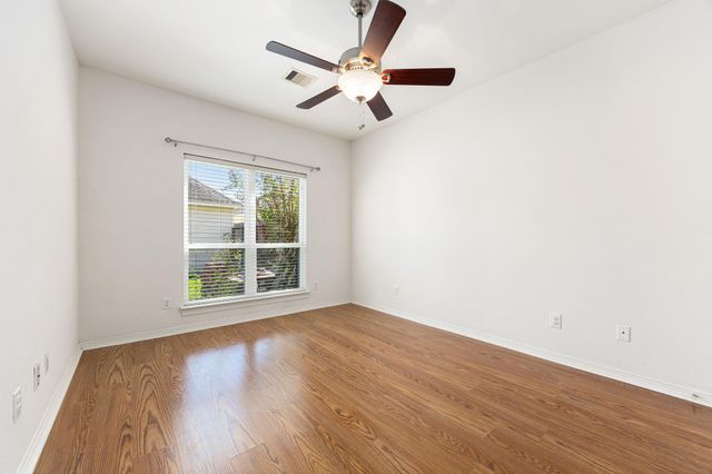 1811 Leisure Court, Pasadena, TX 77504