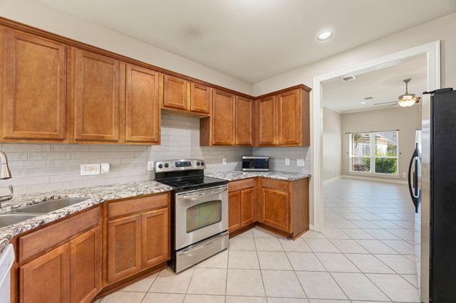 1811 Leisure Court, Pasadena, TX 77504