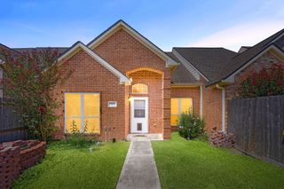 1811 Leisure Court, Pasadena, TX 77504