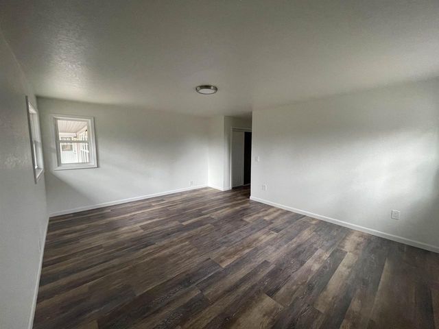 401-403 Mineral Point Court, Janesville, WI 53548