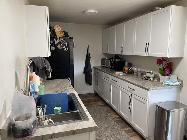 401-403 Mineral Point Court, Janesville, WI 53548