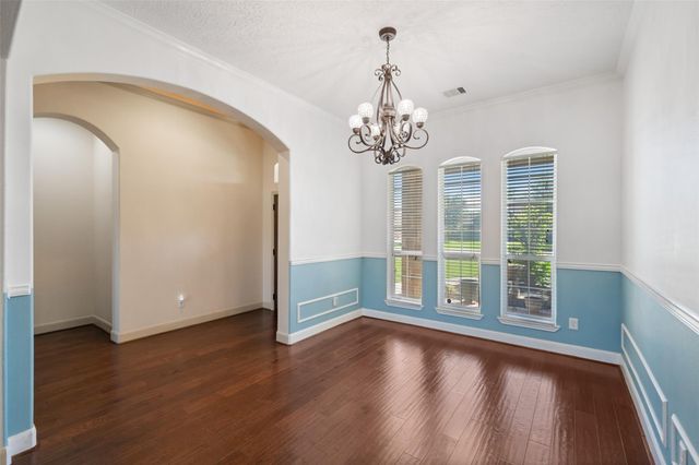 158 Harley Drive, Montgomery, TX 77356