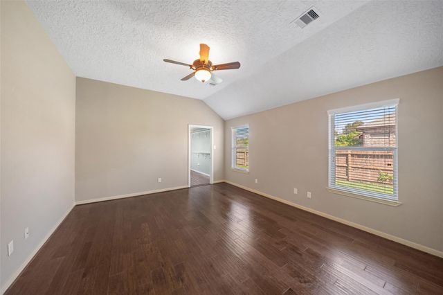 158 Harley Drive, Montgomery, TX 77356