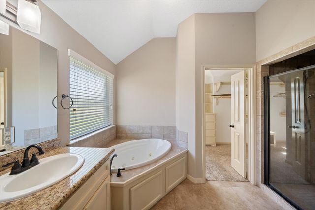 158 Harley Drive, Montgomery, TX 77356