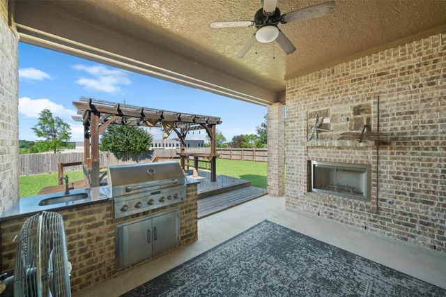 158 Harley Drive, Montgomery, TX 77356