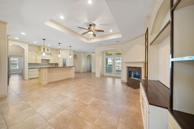 158 Harley Drive, Montgomery, TX 77356