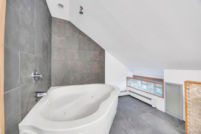 9 Redwood Lane, Levittown, NY 11756