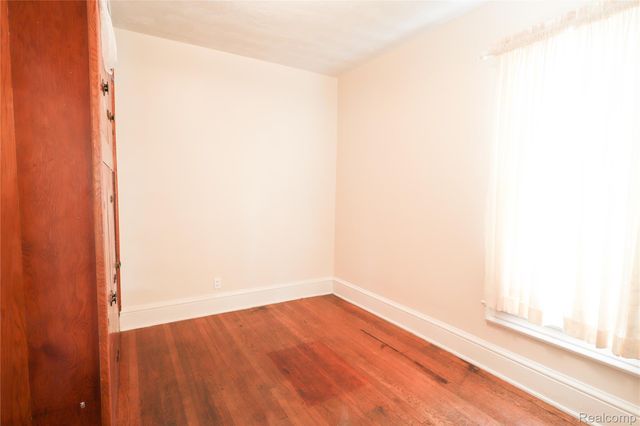426 E 4th Street, Monroe, MI 48161