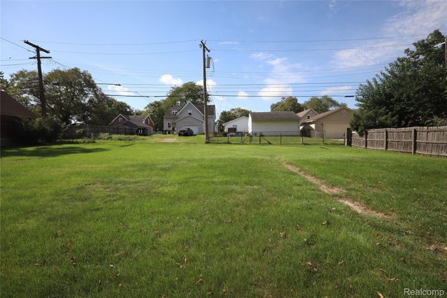 426 E 4th Street, Monroe, MI 48161