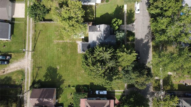 426 E 4th Street, Monroe, MI 48161