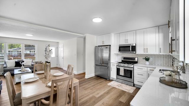 4820 E 26th Avenue, Lake Station, IN 46405