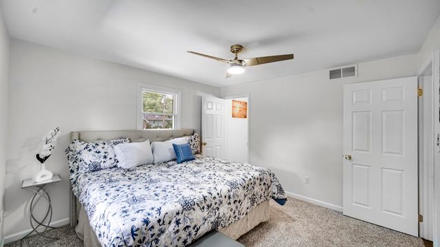 4820 E 26th Avenue, Lake Station, IN 46405
