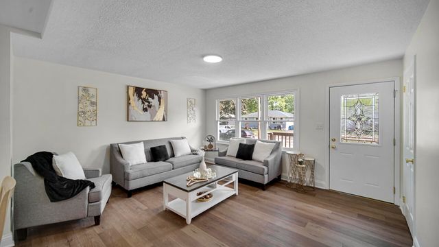 4820 E 26th Avenue, Lake Station, IN 46405