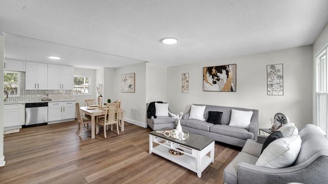 4820 E 26th Avenue, Lake Station, IN 46405