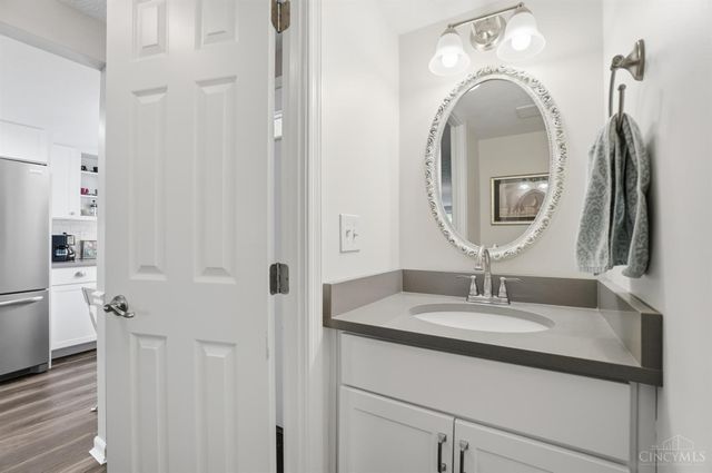 10857 Lakehurst Court, Sycamore Twp, OH 45242