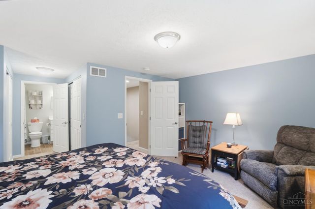 10857 Lakehurst Court, Sycamore Twp, OH 45242