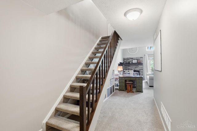 10857 Lakehurst Court, Sycamore Twp, OH 45242