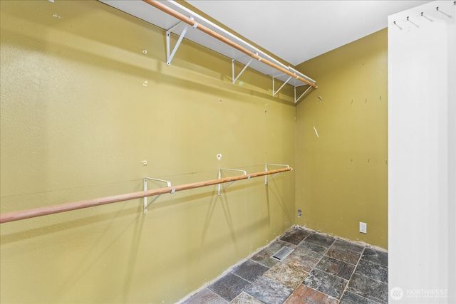 7819 225th Place SW, Edmonds, WA 98026