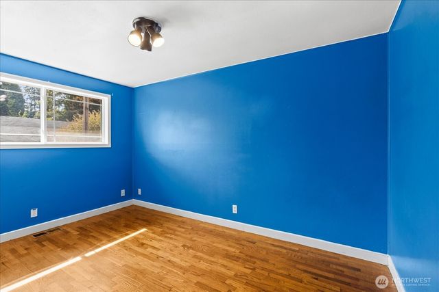 7819 225th Place SW, Edmonds, WA 98026