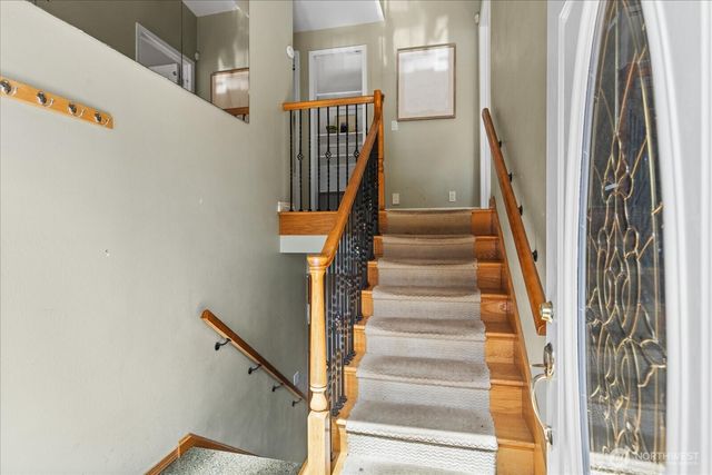 7819 225th Place SW, Edmonds, WA 98026