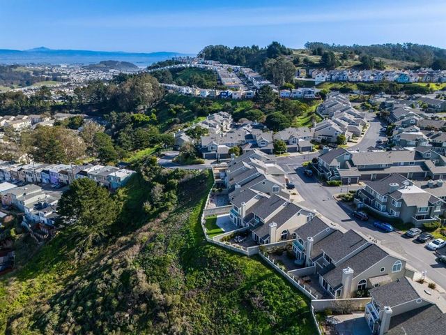 158 Treeview Drive, Daly City, CA 94014
