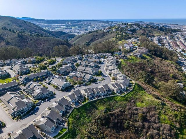 158 Treeview Drive, Daly City, CA 94014
