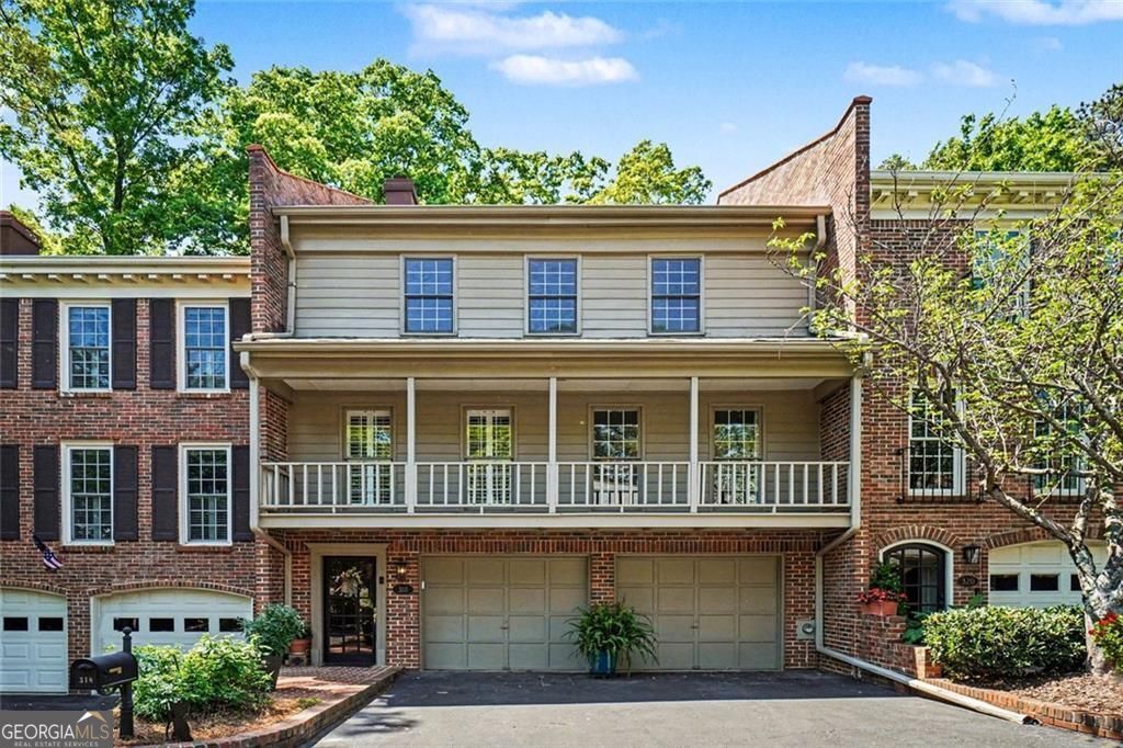 318 NE The Chace NE, Atlanta, GA 30328