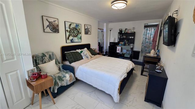 2933 NE 12th Ter, Pompano Beach, FL 33064