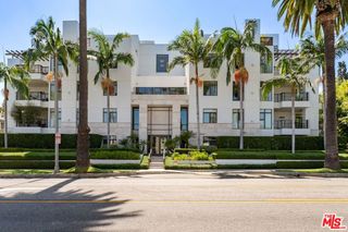 447 N Doheny Drive 104, Beverly Hills, CA 90210