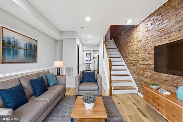 714 N DUNCAN ST, Baltimore, MD 21205