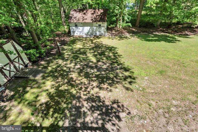 8205 SEVEN PINES LN, Waldorf, MD 20603