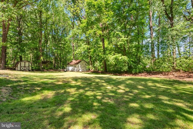 8205 SEVEN PINES LN, Waldorf, MD 20603