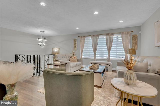8205 SEVEN PINES LN, Waldorf, MD 20603