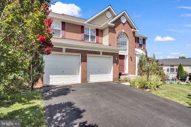 665 CLYDESDALE DR, York, PA 17402