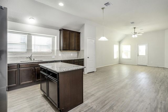 3107 Andlor Hills Drive, Richmond, TX 77406