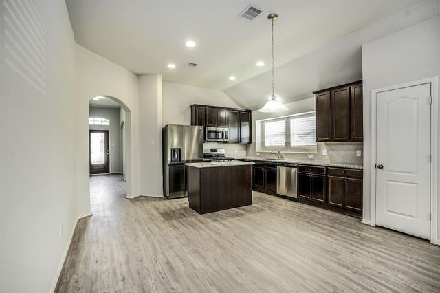 3107 Andlor Hills Drive, Richmond, TX 77406