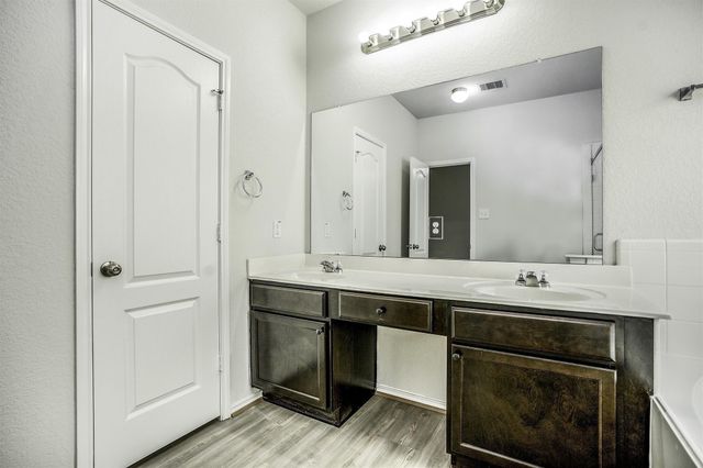 3107 Andlor Hills Drive, Richmond, TX 77406