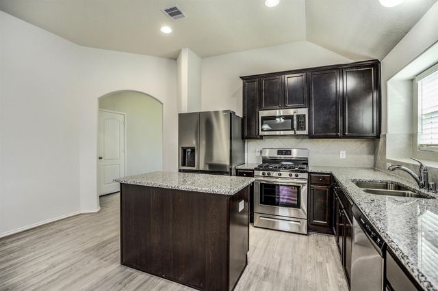 3107 Andlor Hills Drive, Richmond, TX 77406