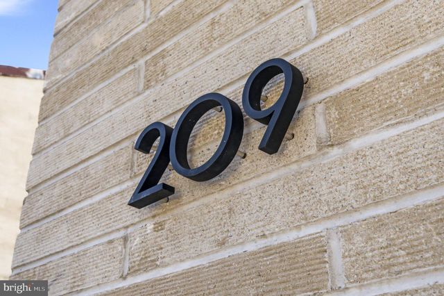 209 E WILDEY ST, Philadelphia, PA 19125